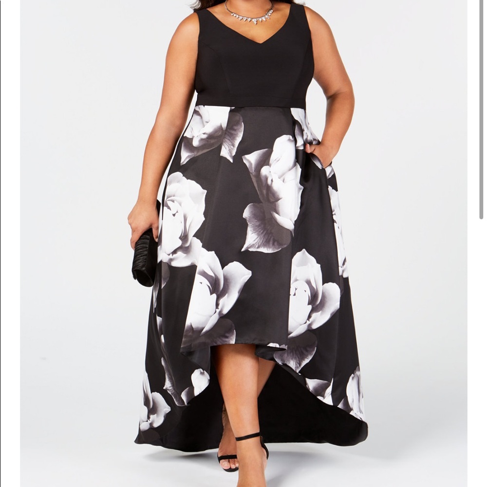 NWT Betsy & Adam Plus-Size High-Low Black and White Floral Print Gown